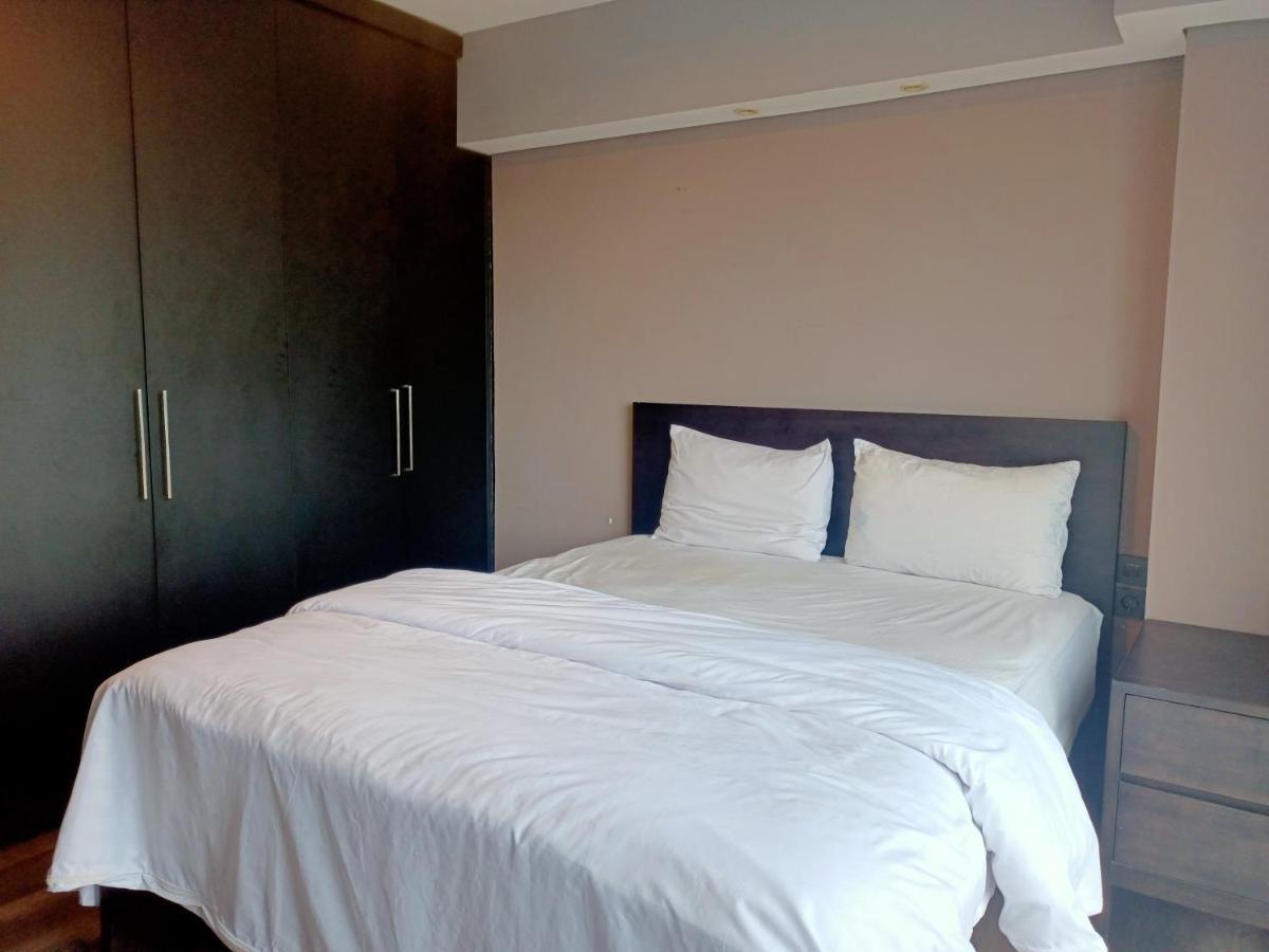Cozy The H Residence Cawang By Bonzela Property Джакарта Екстериор снимка